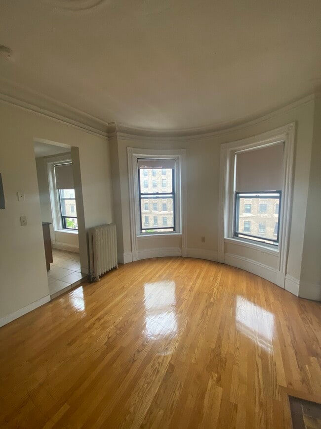 Saint Stephen Street Apartments
