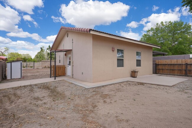 NW Albuquerque | 2 bed / 1 bath | Casita |... - NW Albuquerque | 2 bed / 1 bath | Casita |... Casa