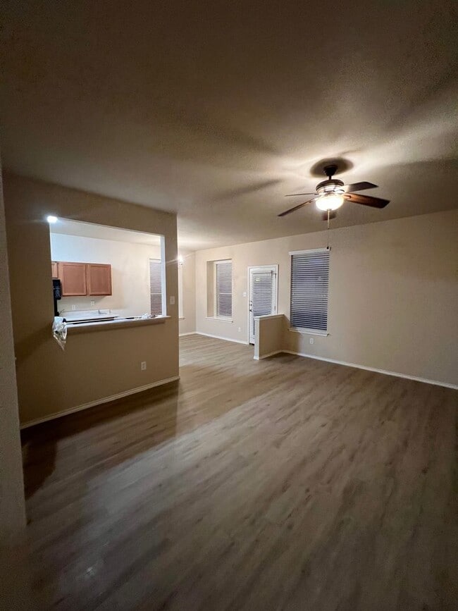 Photo - 4 bedroom 2.5 bath Kensington Trails home Available in August!