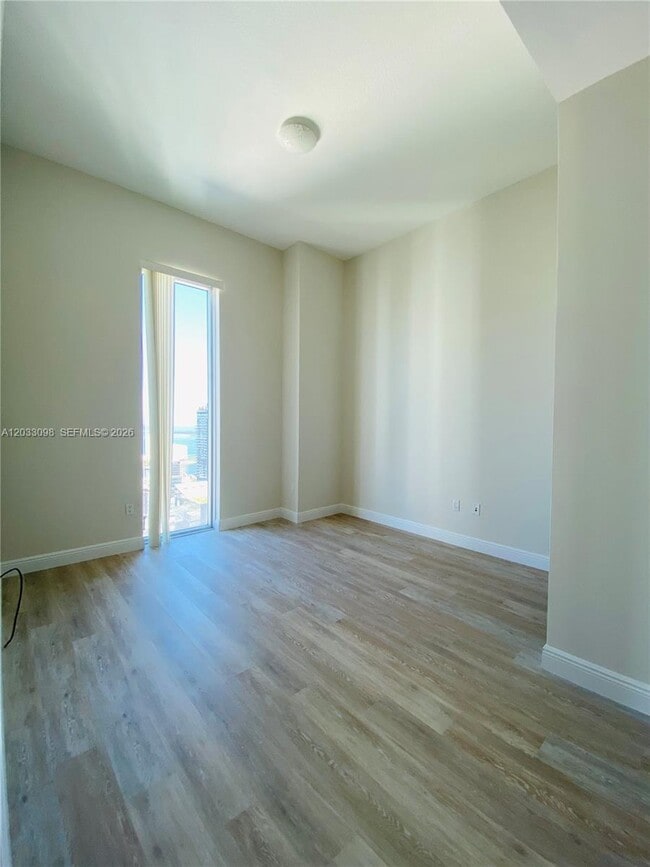 Photo - 185 SW 7th St Unit 4311