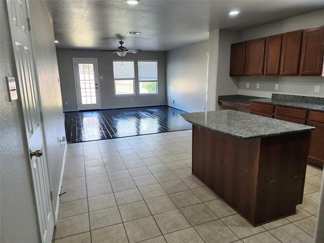 Photo - 700 Swan Dr