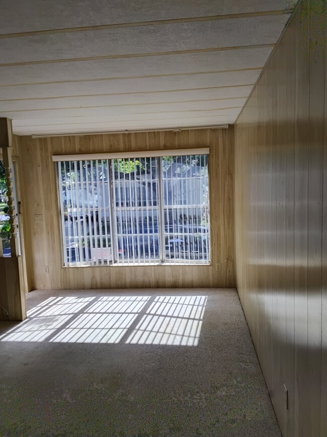 Photo - 86 Laurelwood Dr