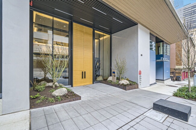 Building Photo - 300 Virginia St Unit First Light Condo #2611