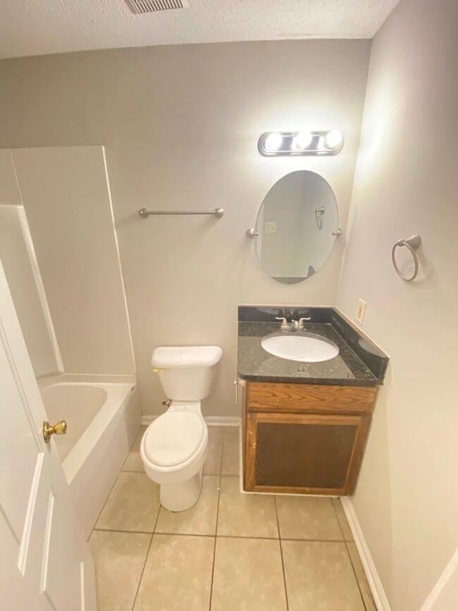Photo - 40 Willowbrook Dr NW Unit 40D