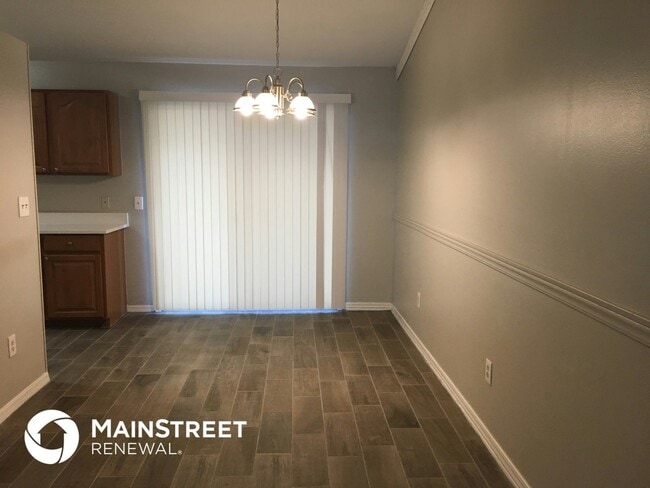 Photo - 1604 Blackberry Ct