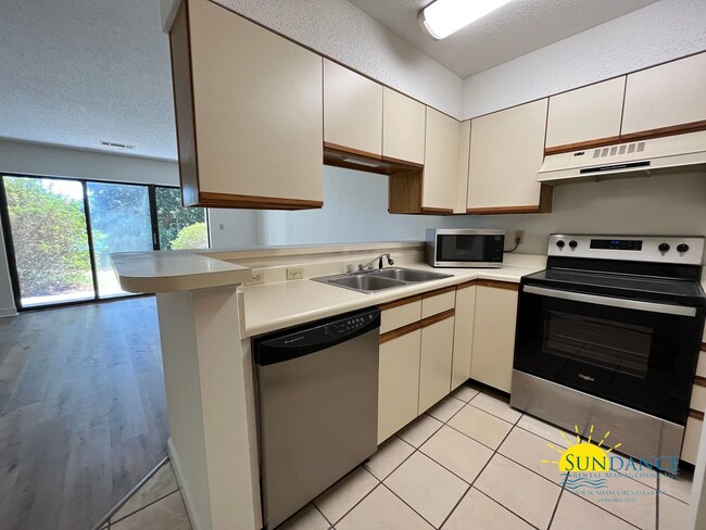 307 Southlake Ct