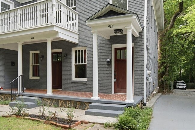 Photo - 417 8th St NE