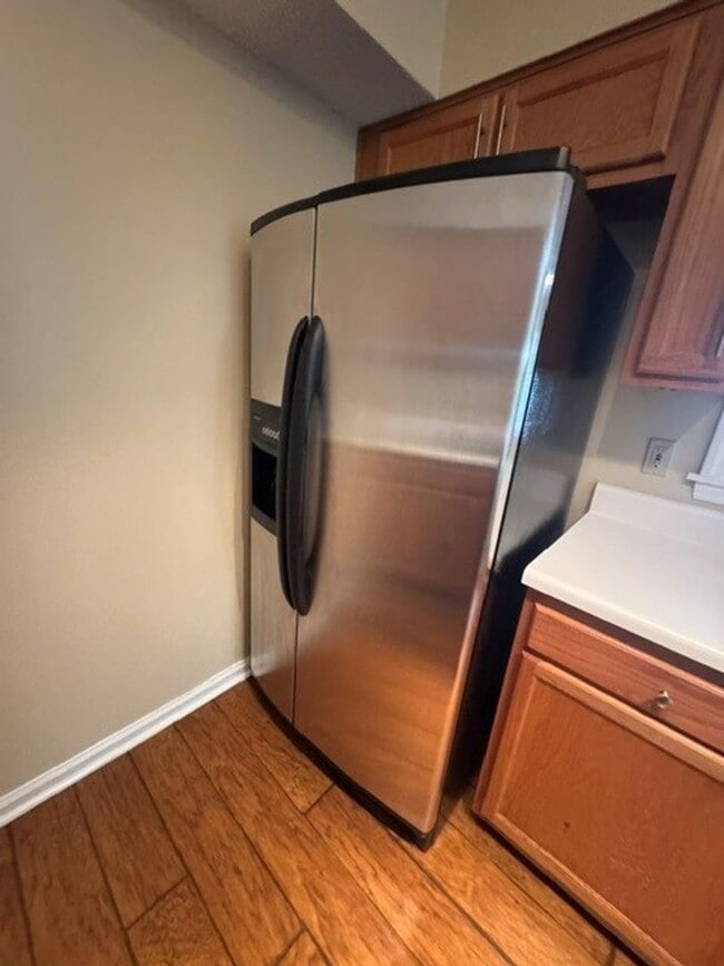 Photo - *** $200 OFF FIRST MONTH RENT ***