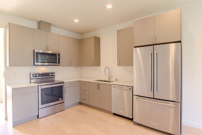 Photo - 2513 13th Ave S