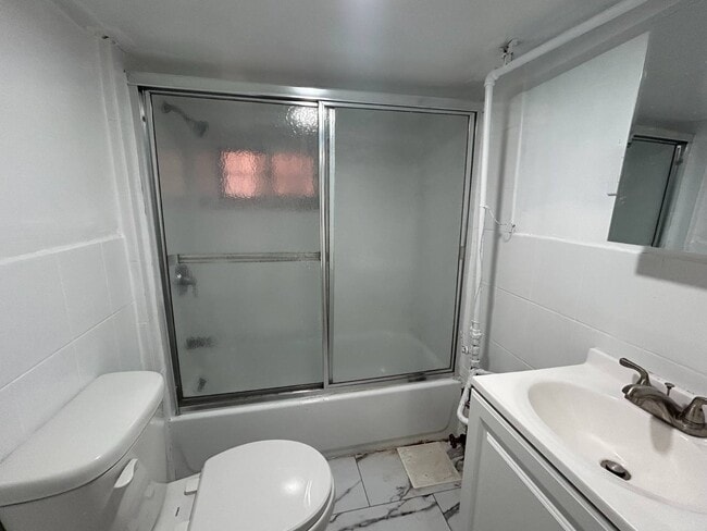 Photo - 1819 Palisade Pl