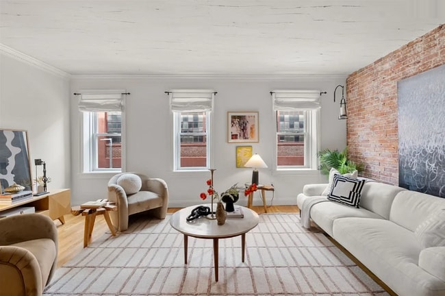 Photo - 156 Prince St Unit 11