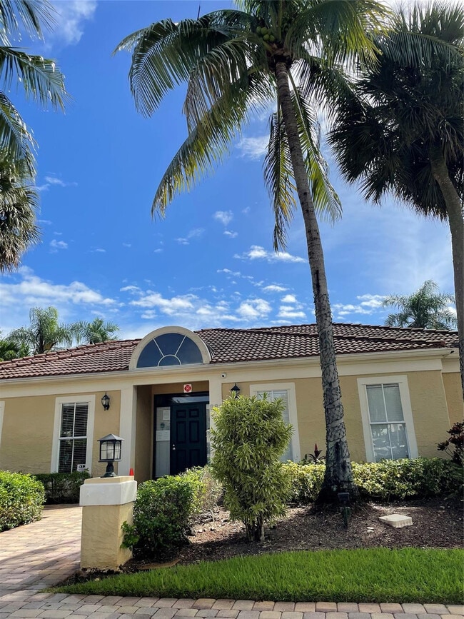 Photo - 799 Riverside Dr Unit 1023