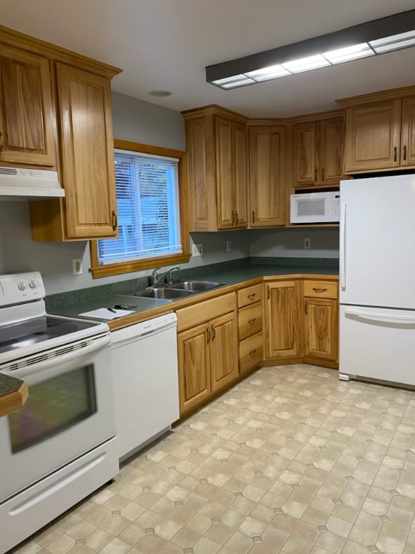 Photo - 174 Lakewood Dr