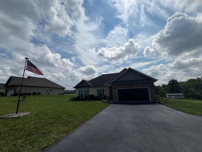 Building Photo - Charming 3 bedroom/2 Bath home in Jonesbor...