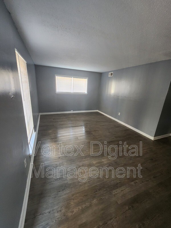 Photo - 3460 Benbow Dr Unit 7