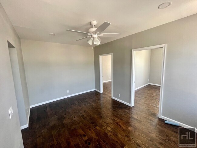 Photo - Stunning 3 Bed Apartment in West Brighton ... Unit 2L