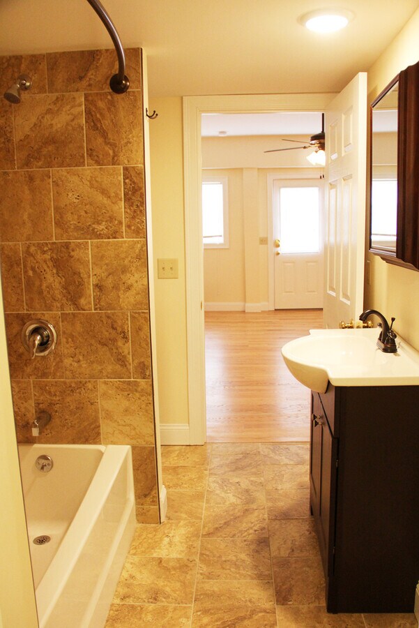 Photo - 153 N Winooski Ave Unit APT 10