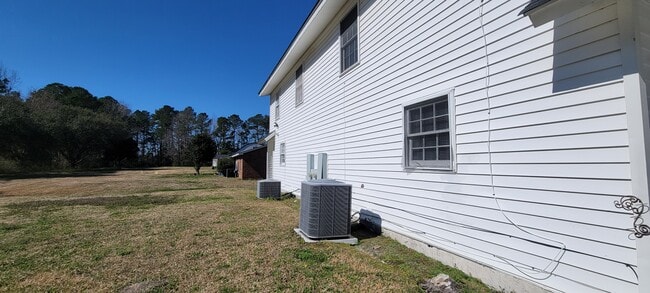 Photo - 5428 Sidbury Rd