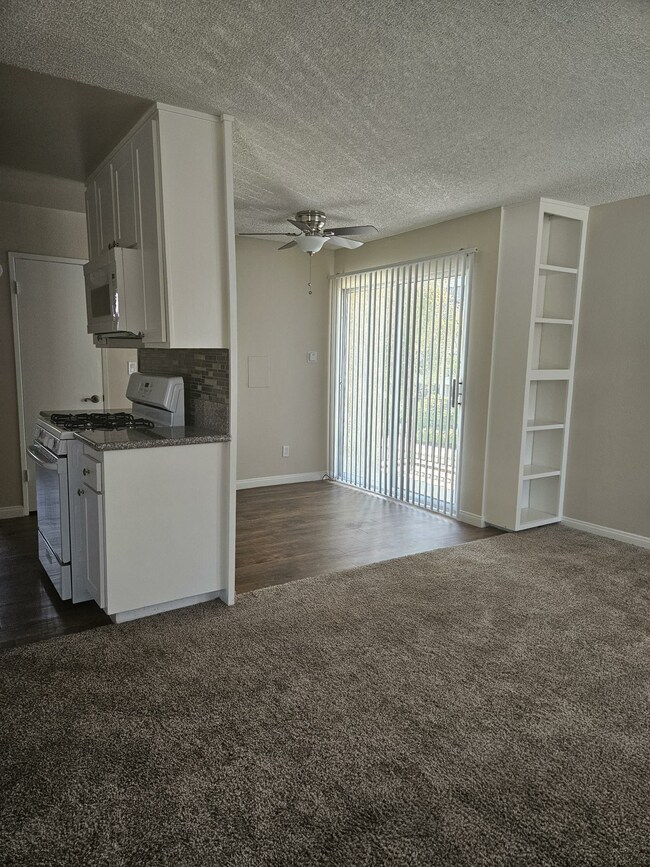 Photo - Bright & Wardman Apartments