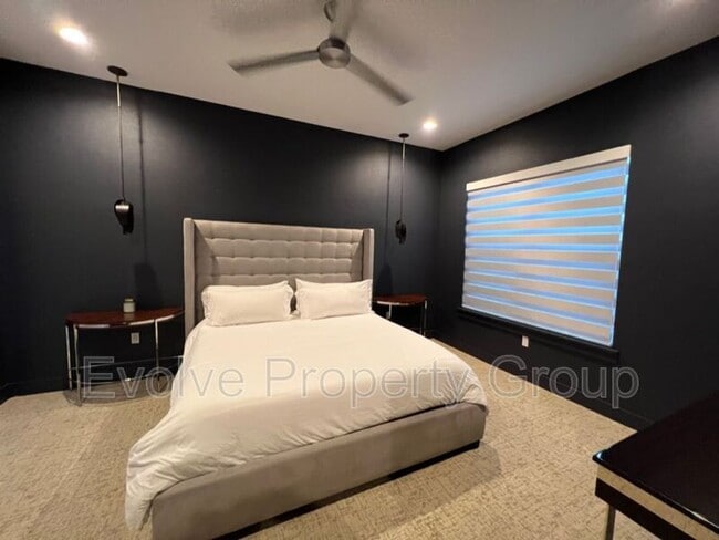 Photo - 183 Orange Pl