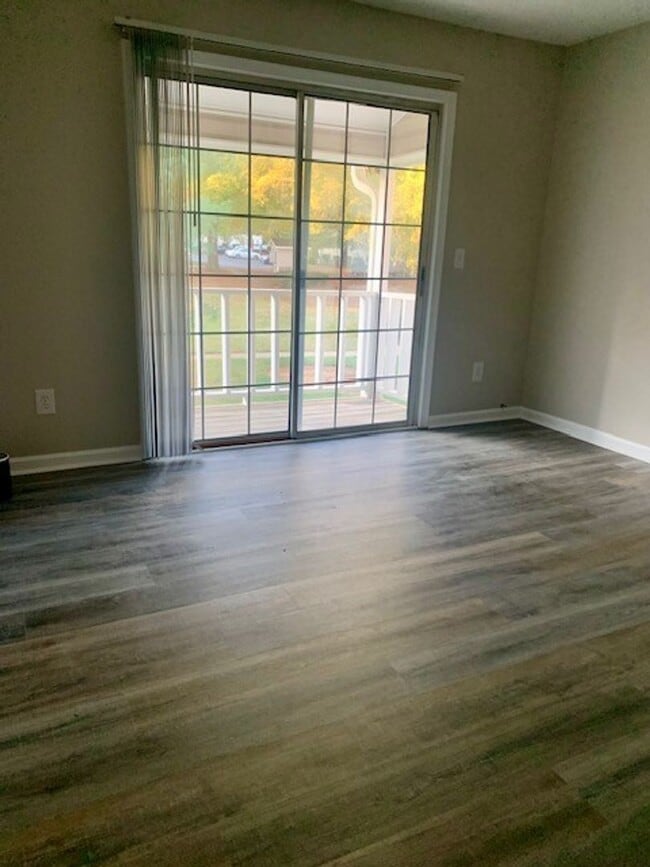 Photo - Adorable 2 bedroom 1 bath Condominium in C... Unidad F