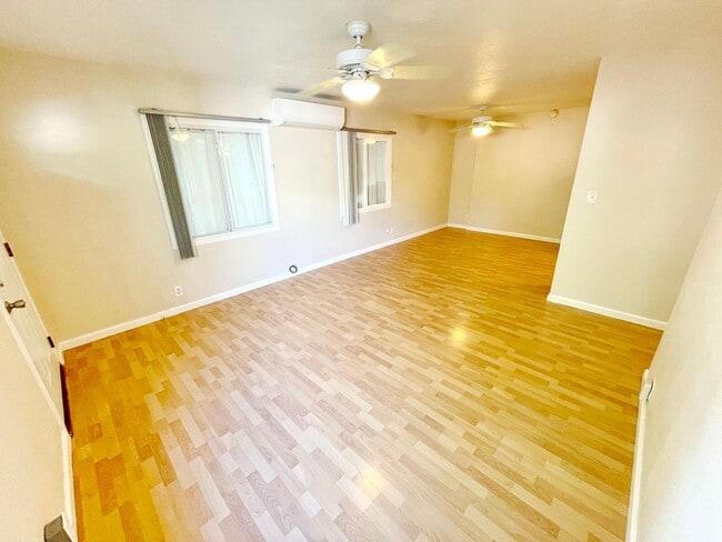 Photo - 3 Bed 1 Bath Unfurnished house in the Hear...