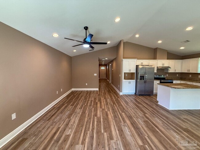 Photo - 10423 Tanton Rd