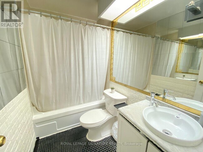 Photo - 100 Leeward Glenway Unité 912