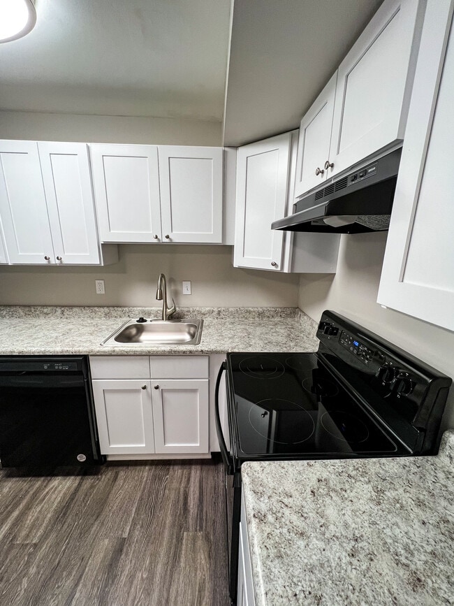 River Road Terrace Apartment Homes