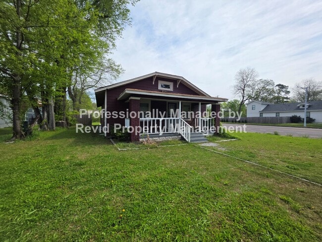 Photo - 3 Bed 1.5 Bathroom Home!!!!