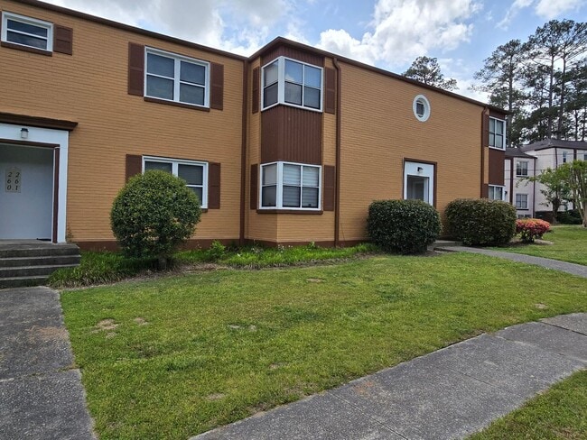 Building Photo - Hampton Hills subdivision. Close to Ft. Jackson and I-77. Unit 260