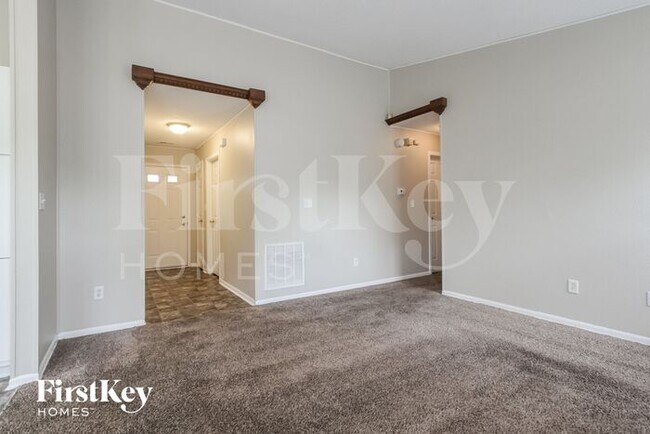 Photo - 6479 Hazelhatch Dr