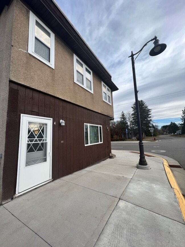 Building Photo - 101 W 7th Ave Unit 3