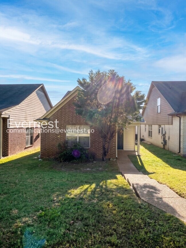 Photo - 1224 Whitten Rd