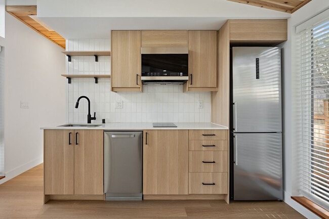 Photo - Morris Street Commons Modualr Living! 2/1 55+ Community Living!