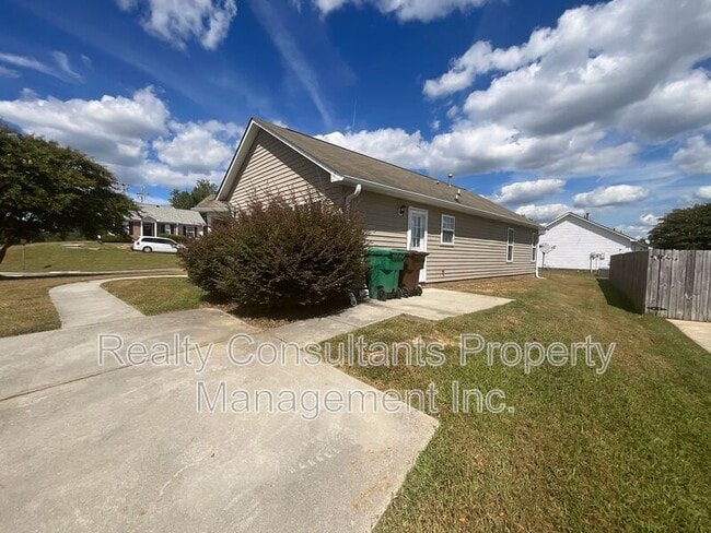 Photo - 2470 Shadow Valley Rd
