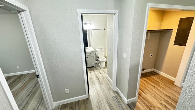 Photo - 1 Bedroom 1 Bathroom Apartment! Unit 19 Osage Ridge Rd #1