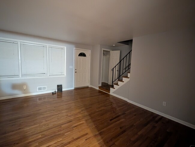 Photo - 1668 Kirkwood Rd