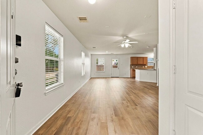 Photo - 2703 Skyview Glen Ct