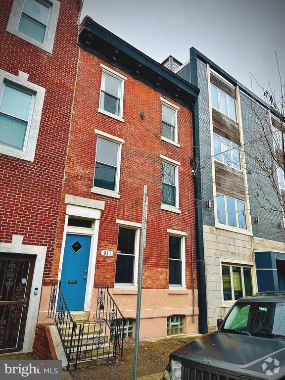 Building Photo - 911 S 16th St Rental