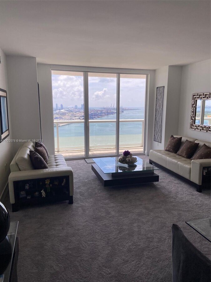 Photo - 50 Biscayne Blvd Unidad 2906