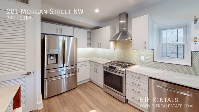 Photo - 201 Morgan St NW