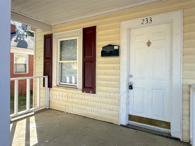 Photo - 233 Orange St