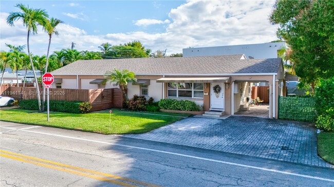 Photo - 800 NE 6th St Unit 1