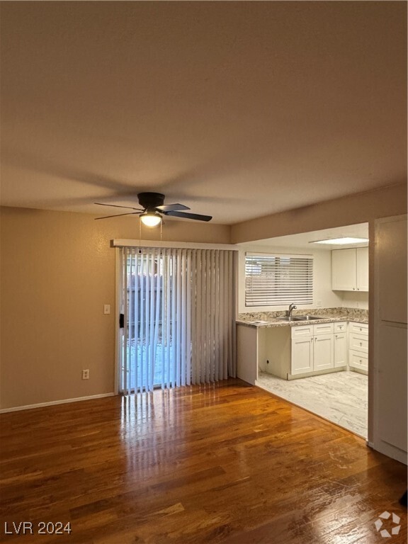 Building Photo - 1447 Hialeah Dr Unit B Rental