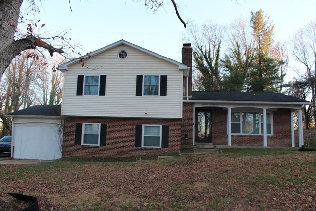 Building Photo - 14013 Gadsen Ct