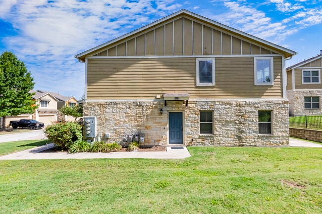 1620 Bryant Dr