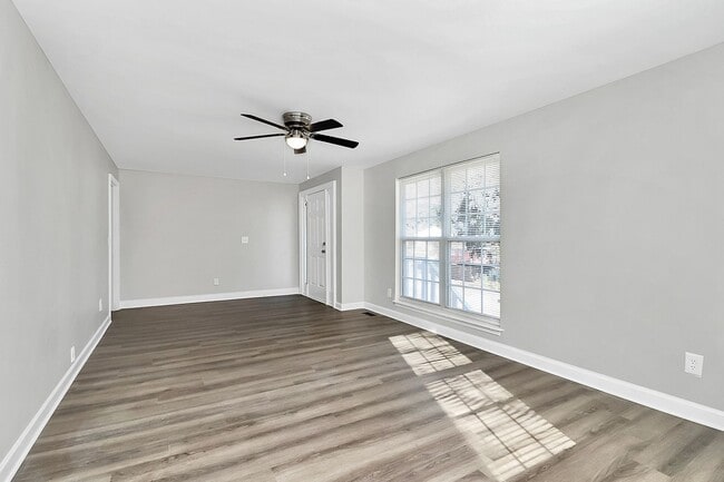 Photo - Newly renovated home - 3 Bed/2 Bath