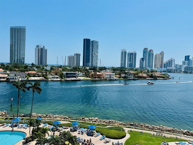 Photo - 19101 NE 36th Pl Unidad 2509