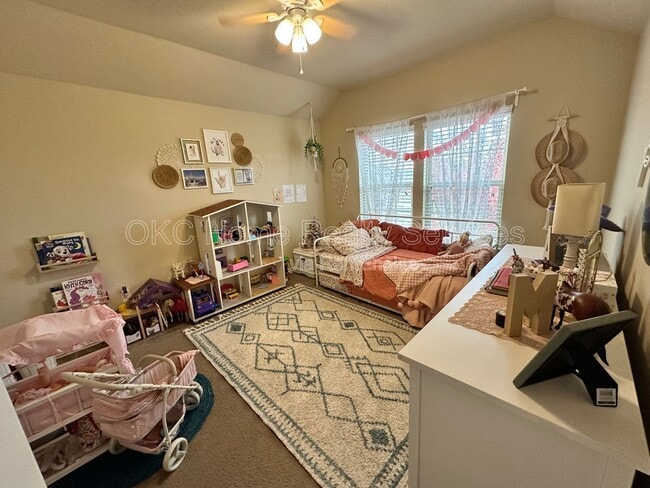 Photo - 11000 SW 38th Cir